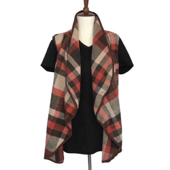Buffalo Plaid Asymmetric Sleeveless Vest Cardigan - Picture 4 of 16